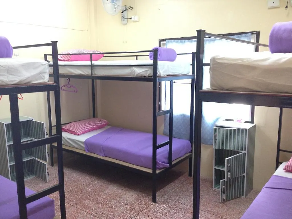 Bed Khaolak Hostel خاو لاك